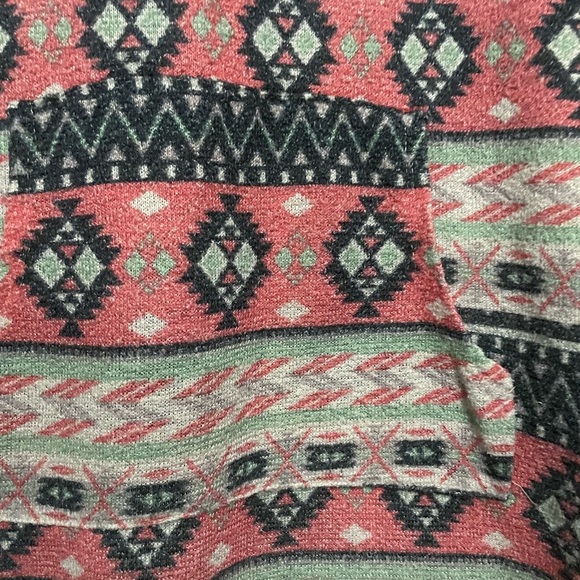 No Boundaries Juniors Size M 7/9 Aztec Terry Cloth Hoodie Soft Long Sleeves - Picture 2 of 5